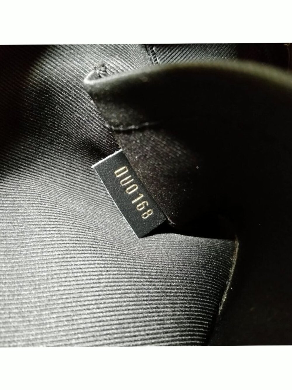 Authentic Louis Vuitton Saintonge Crossbody Monogram Canvas LV Bag - Picture 14 of 16